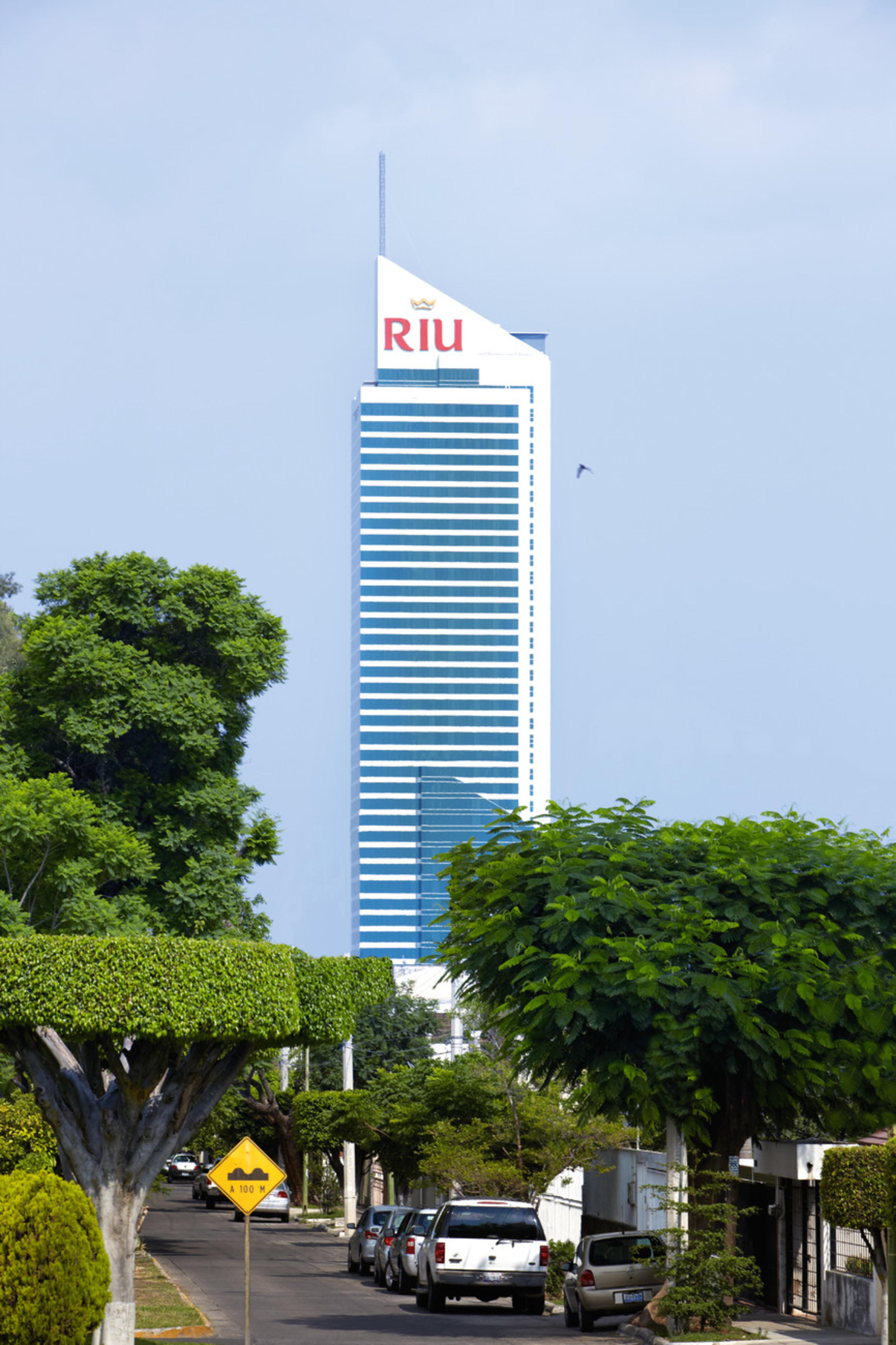 מלון Riu Plaza גואדלחארה מראה חיצוני תמונה