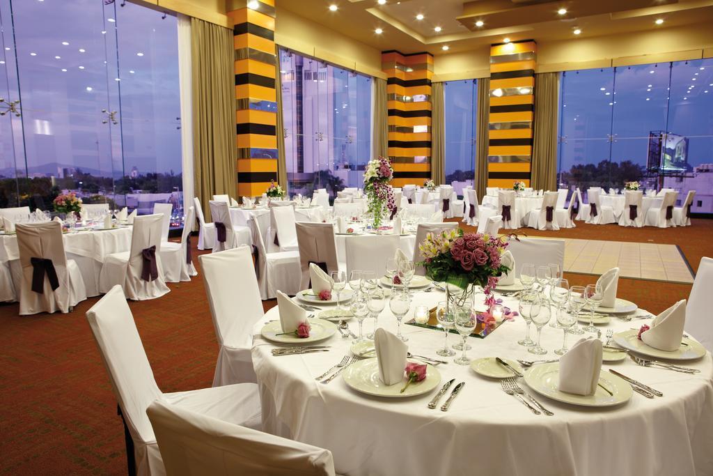 מלון Riu Plaza גואדלחארה מראה חיצוני תמונה